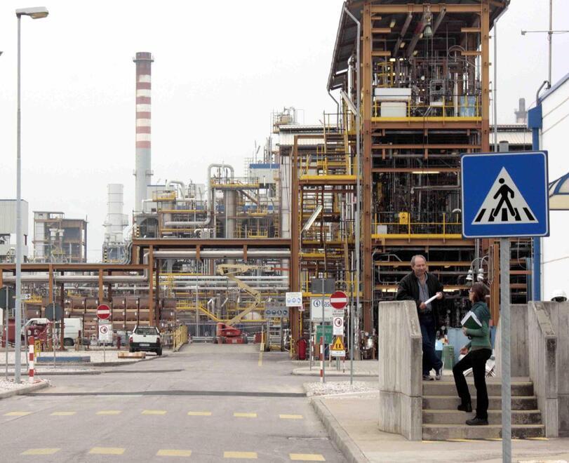 Ferrara, Versalis non dà garanzie sugli stoccaggi di Propilene