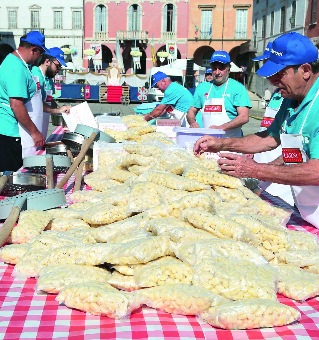 Guastalla. Ritorna la Gnoccata tra assaggi e cortei
