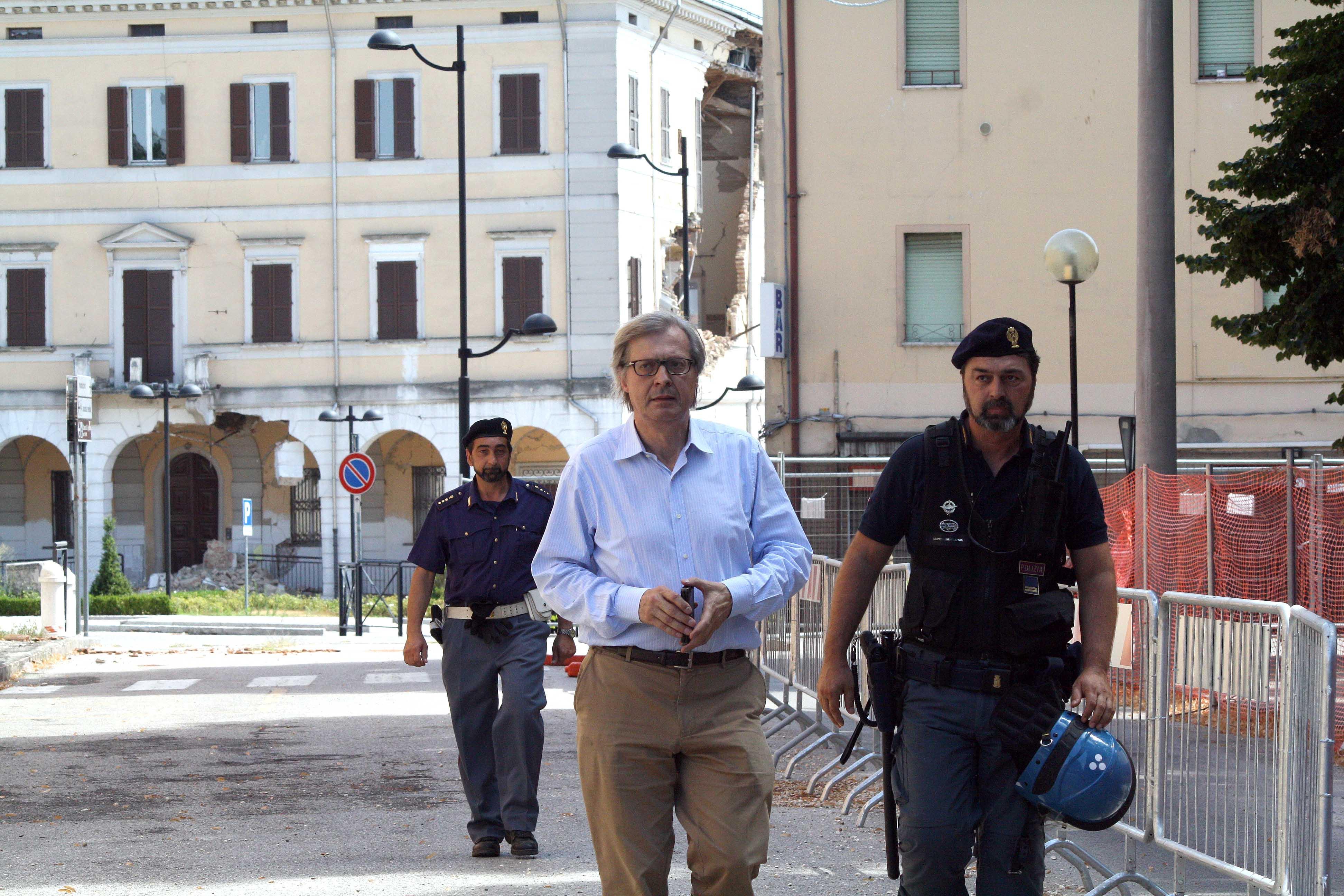 Terremoto nella Bassa 10 anni dopo, Vittorio Sgarbi «Un terremoto ormai rimosso nella percezione della gente» 