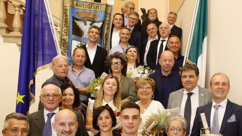 L’orgoglio dei “maestri”, la festa e le storie