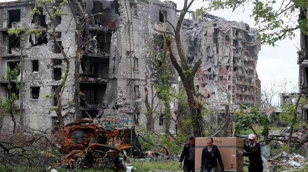 Cinque morti e 11 feriti nel Donbass. Missili su Zhytomyr, Dnipropetrovsk e Sumy. La fregata russa Makarov verso il Mar Nero   