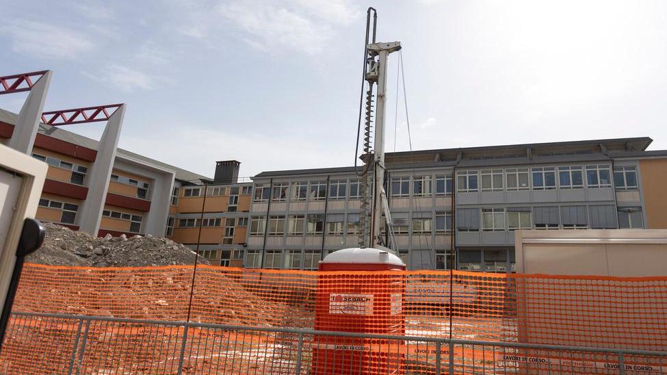 Modena Cantiere durante le lezioni Muratori e Barozzi in rivolta