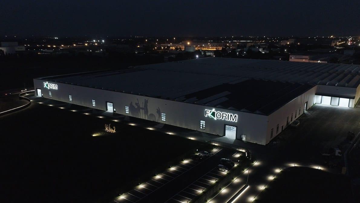 Fiorano, Florim dona mille euro a ogni dipendente 