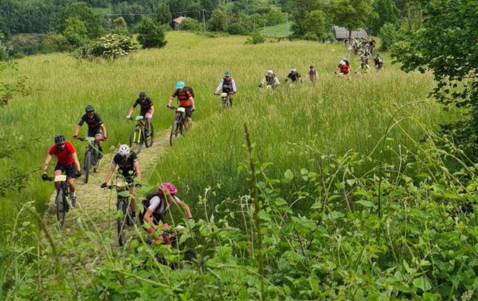 Raduno di mountain bike a Vetto, cresce il turismo ecosostenibile 