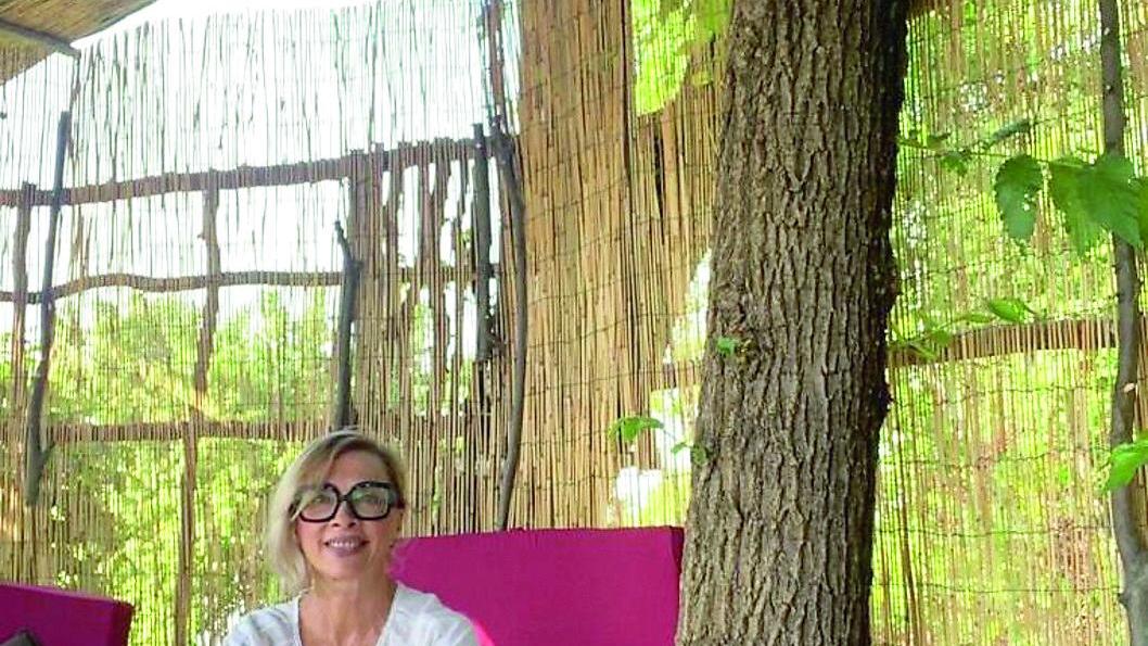 Cadelbosco Sopra. La cantante Luppi cerca un pianista: «Vitto e alloggio se suoni per me»