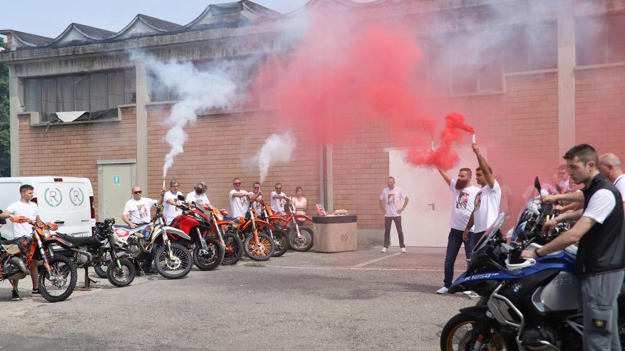 Scandiano, Irene salutata con una grande festa Il ricordo con foto, palloncini e moto