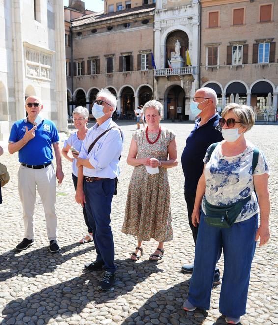 Sos Turista. Vacanze, odissea per 342 modenesi 
