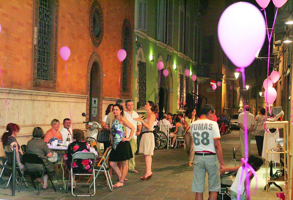 «No mercoledì rosa a Reggio Emilia? No party»