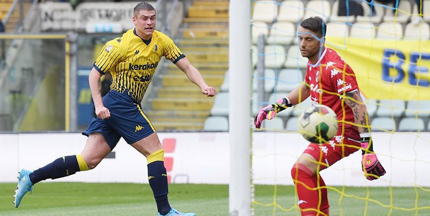 Modena. Bonfanti si veste d’azzurro 