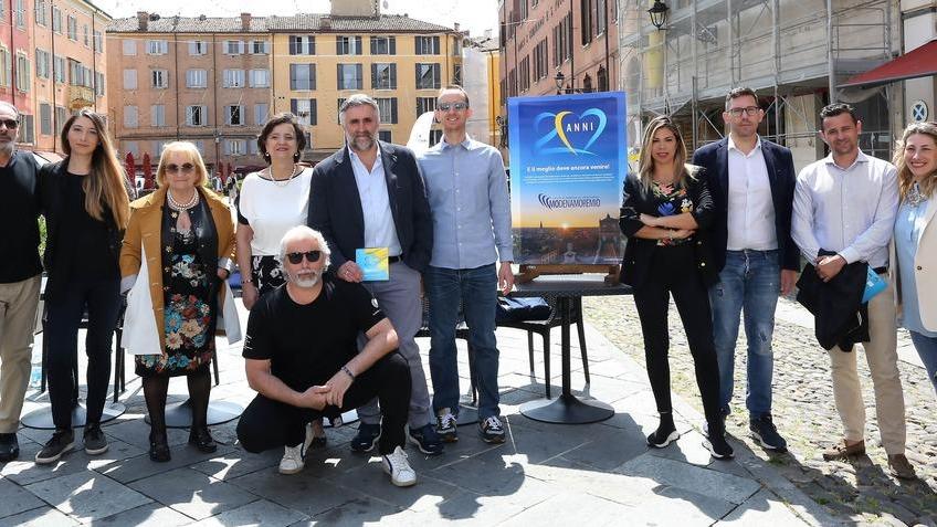 Cena solidale per i 20 anni di Modenamoremio Tutti in piazza XX Settembre per l’Ucraina