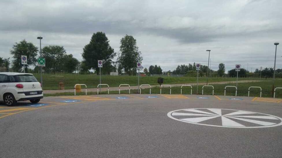 Ferrara, al Sant'Anna stalli per disabili vicino alla Riabilitazione