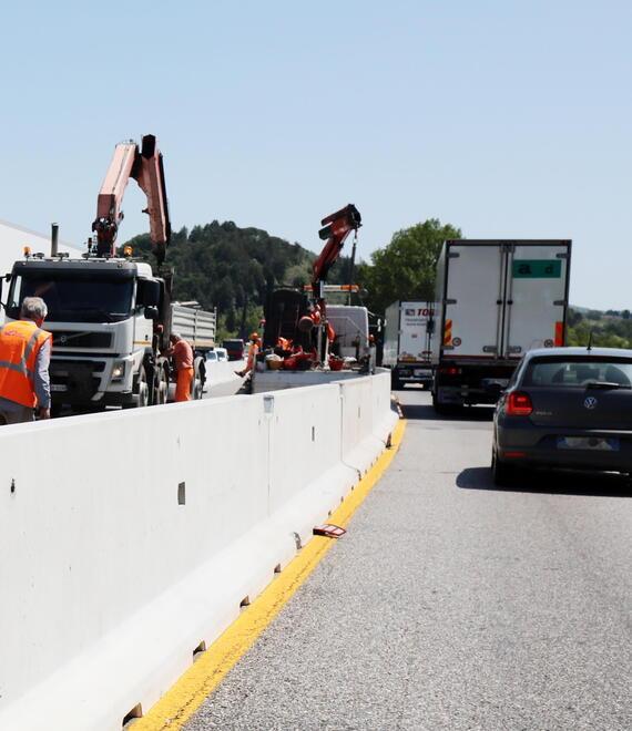 I cantieri sulla Fi-Pi-Li chiusi entro dicembre, l'annuncio della Regione