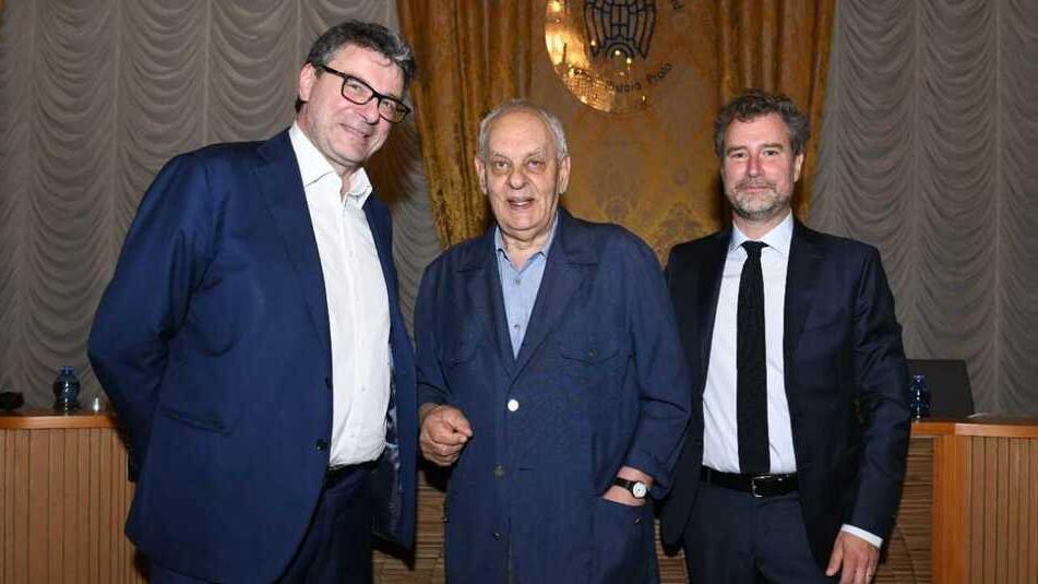 Il ministro Giorgetti vota Pardini: «È la persona giusta per Lucca»