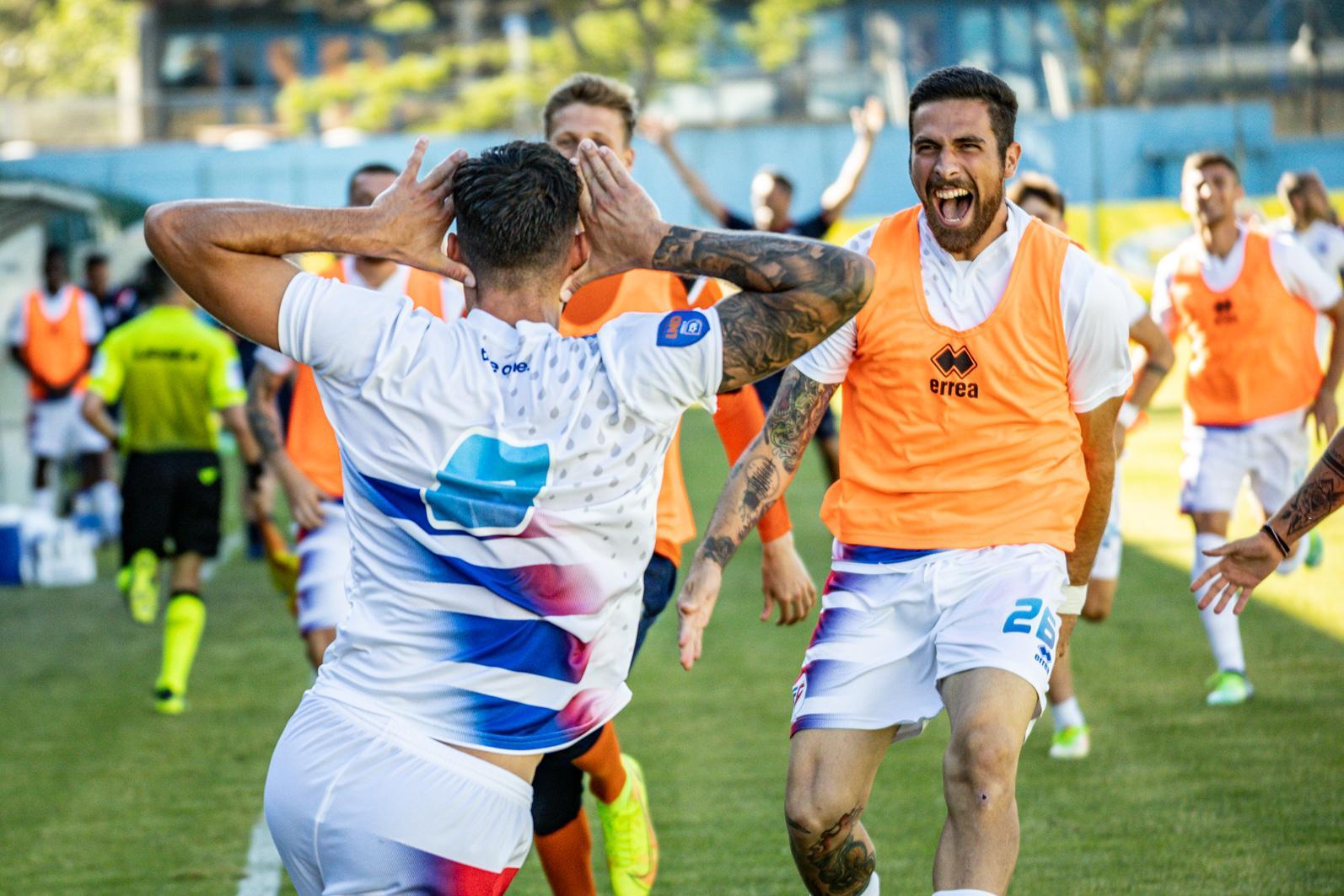 L'esultanza di Origlio dopo il gol dell'1-0 (foto USFG)