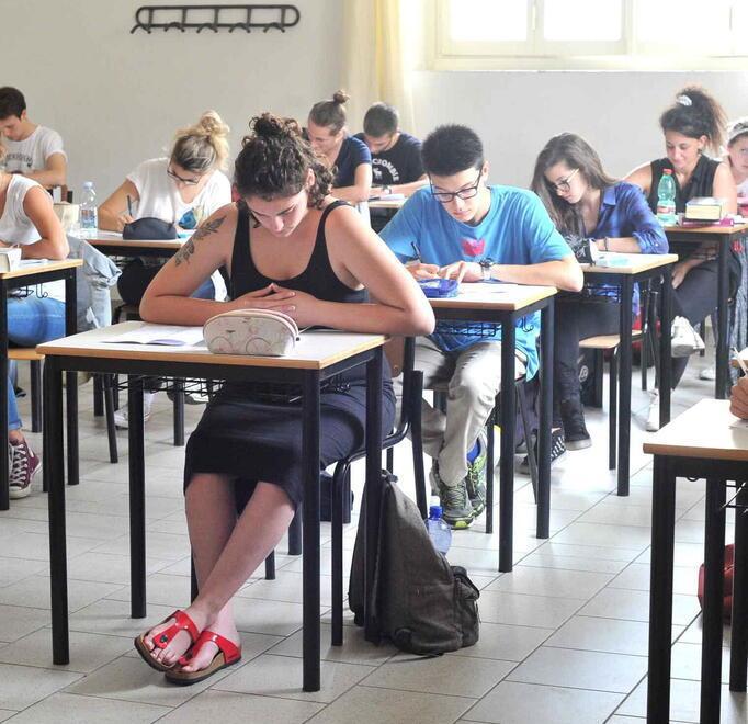 Lucca, maturità: sui banchi in 1.944. Tutti i nomi dei presidenti di commissione 