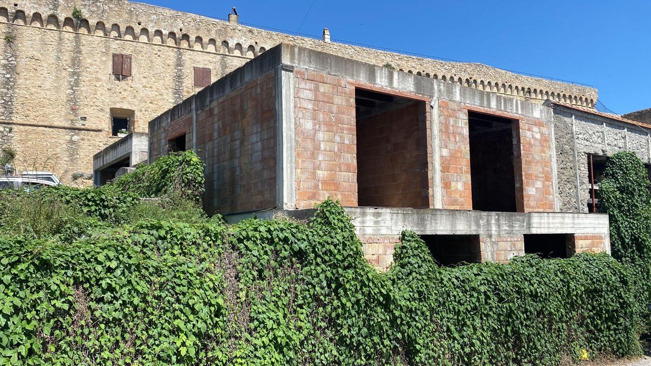 Ecomostro, il 6 giugno parte l'abbattimento: ci sarà il viceministro alle Infrastrutture