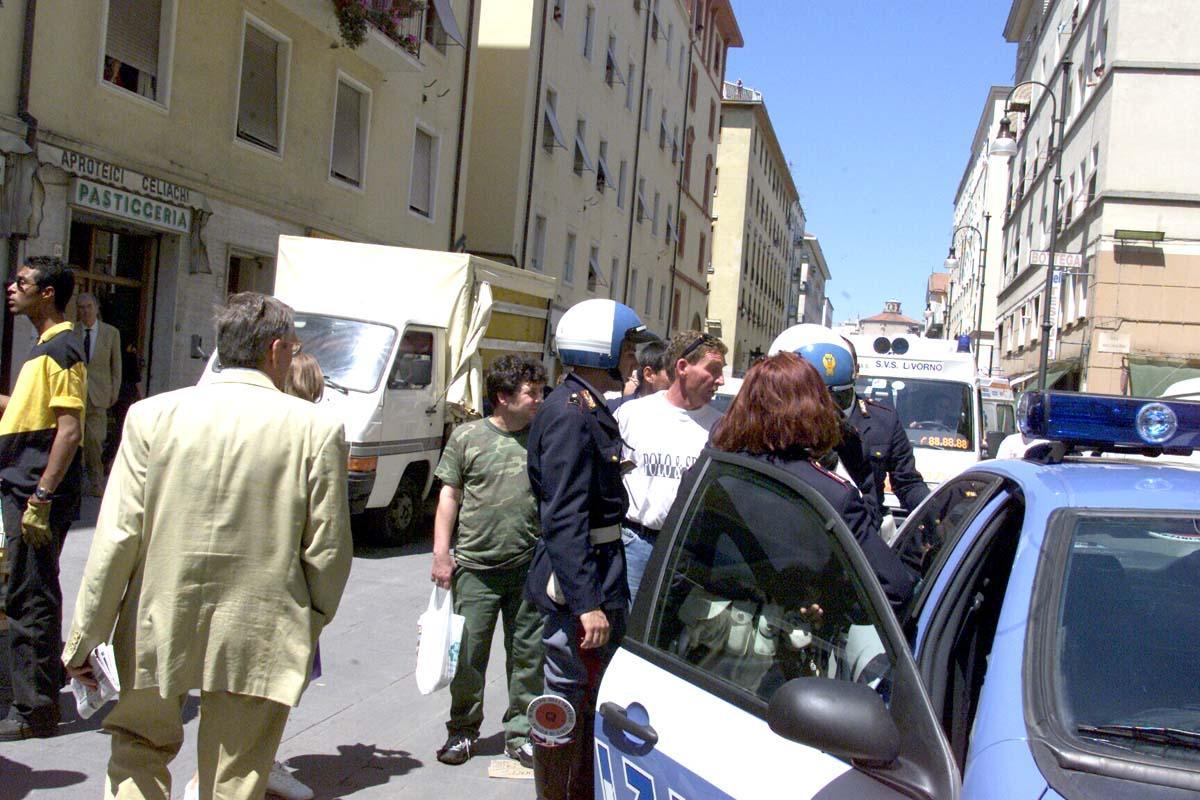 Polizia in piazza Cavallotti (foto d'archivio)