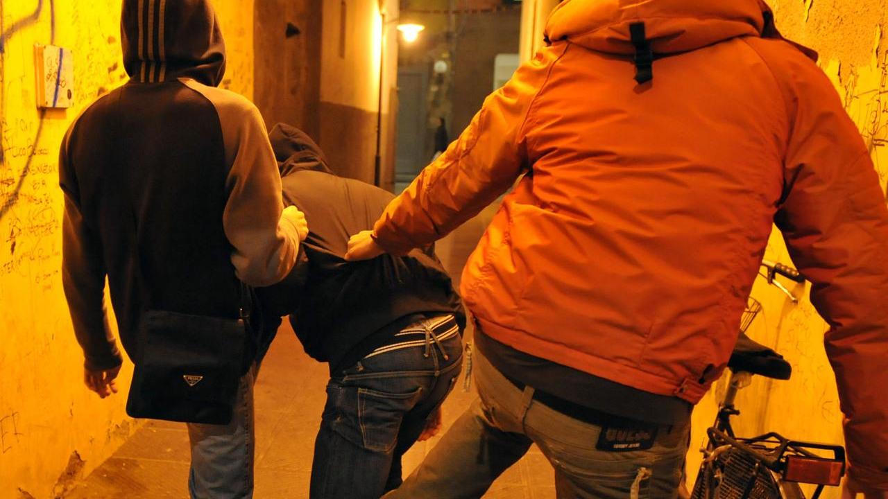 Buddusò, pestarono un sedicenne: condannati due giovani