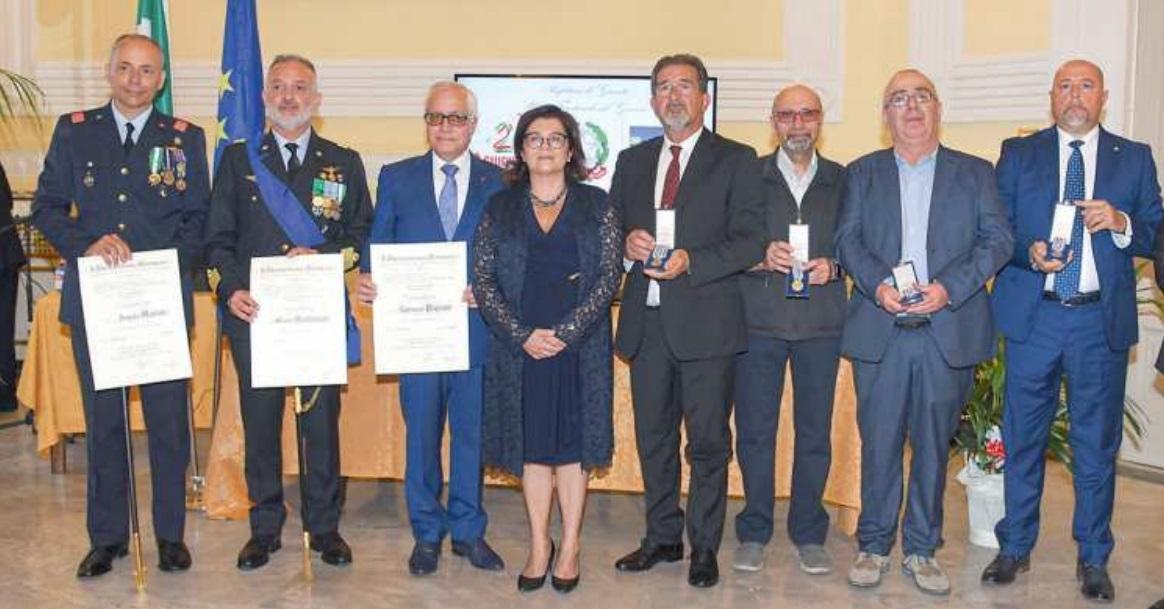 Medaglie d’onore consegnate ai figli e ai nipoti degli internati