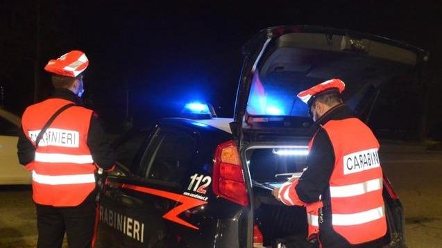 Pavullo. Pretende 500 euro dalla compagna e viene arrestato