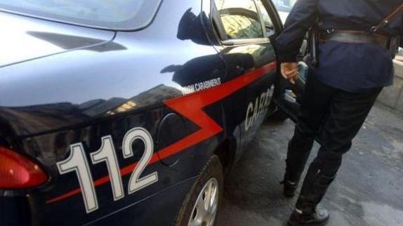 Cagliari, bimbo di 5 anni lasciato solo di notte in casa: denunciata la madre