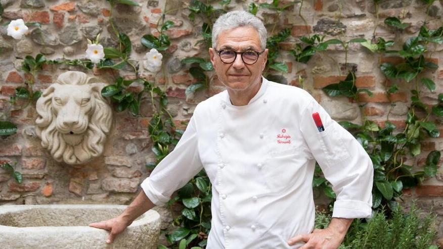 Fabrizio Girasoli, chef e titolare del “Butterfly”, sul Brennero al confine tra Lucca e Marlia