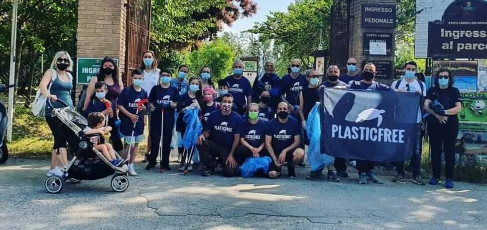 Cammina, cammina ... si pulisce; e Signa si libera dalla plastica 
