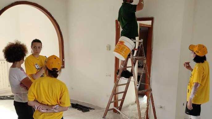 Casa confiscata. Colori nuovi per un progetto di comunità