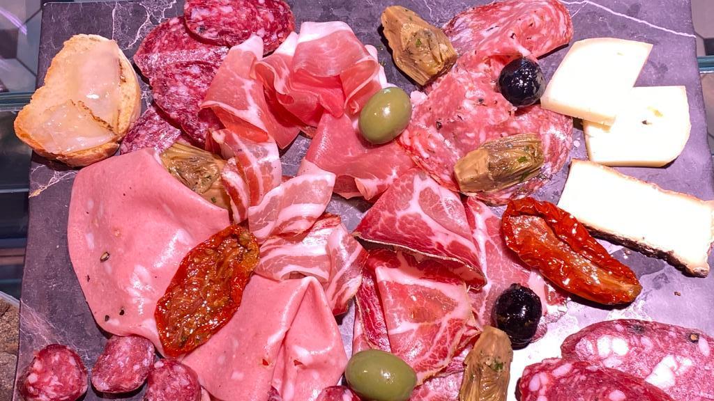 Eccellenze gastronomiche della Maremma: ecco dove gustare i migliori salumi della tradizione