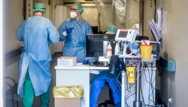 Coronavirus, un decesso e 57 nuovi positivi nel Ferrarese