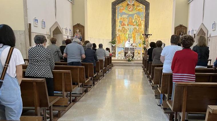 Catechismo con il cappuccio a Goro: il vescovo difende il don e la chiesa