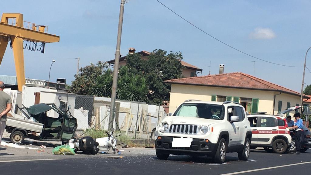 Incidente sull'Aurelia a Querceta, feriti in tre: grave un 61enne