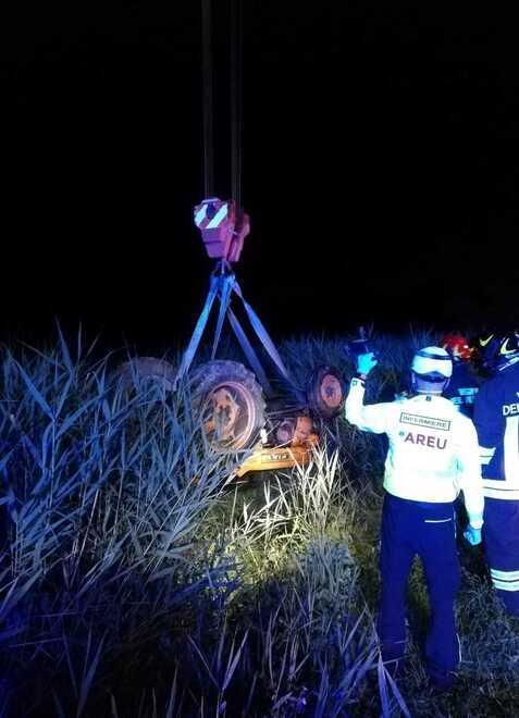 Reggiolo, muore schiacciato dal trattore 