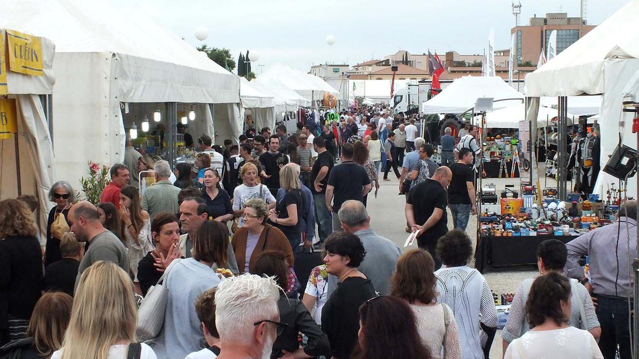 Annullato il programma delle fiere, le aziende si sfilano da Venturina