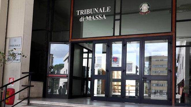 Minaccia di uccidere la ex. Un 29enne è a processo