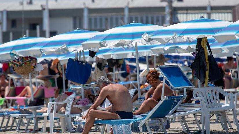 La spiaggia costa un euro in più Ma solo per le tariffe giornaliere