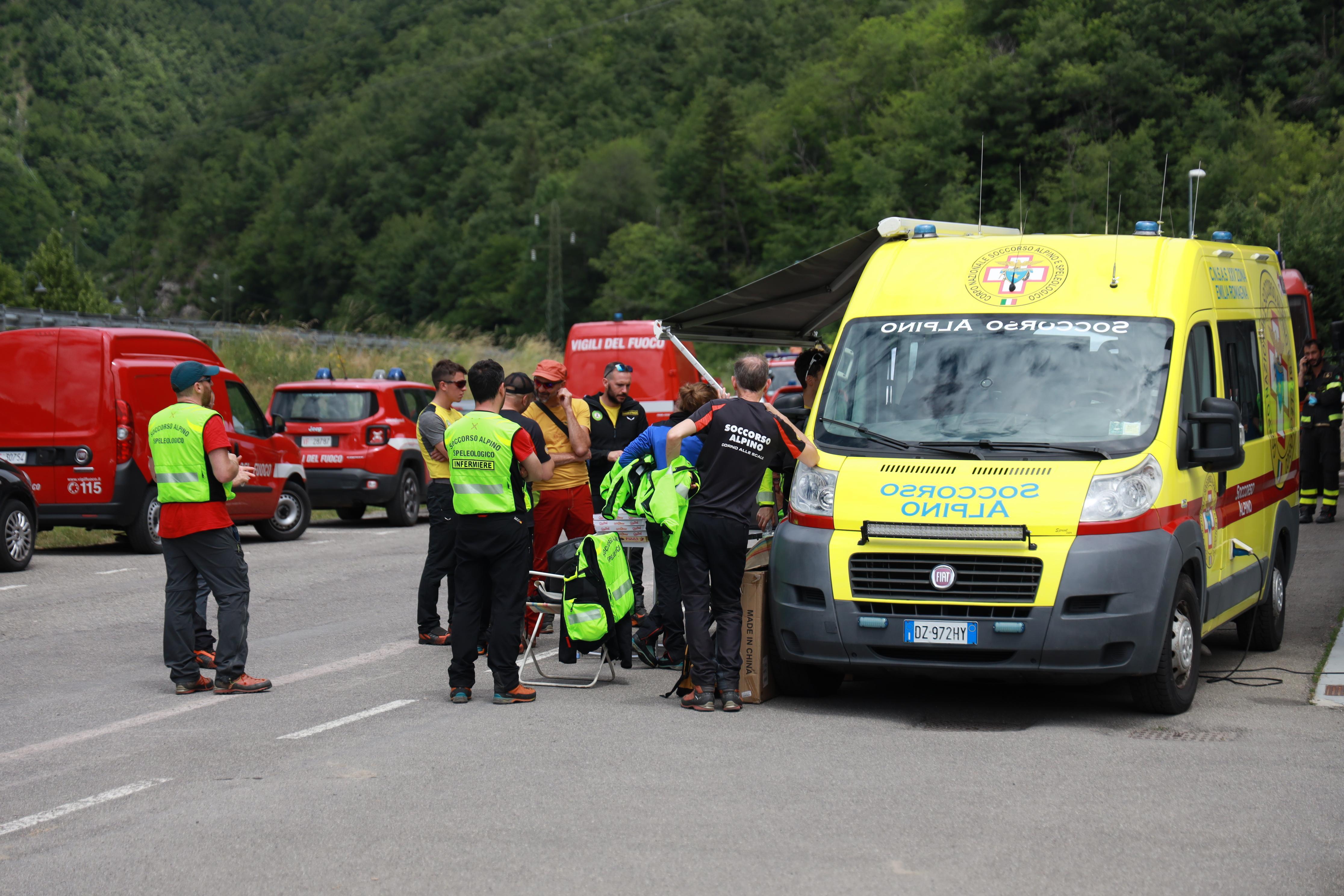 Appennino Modenese. Dall’elicottero in volo nel maltempo l’ultimo video prima del blackout 