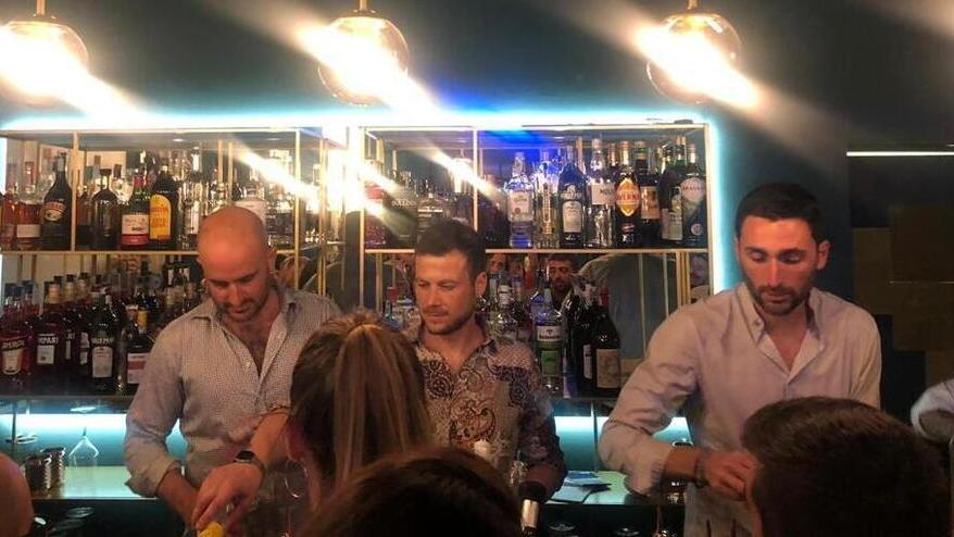 Viareggio, l’Orsa di “Gigi” rinasce grazie a quattro amici: «Così portiamo avanti il suo progetto»