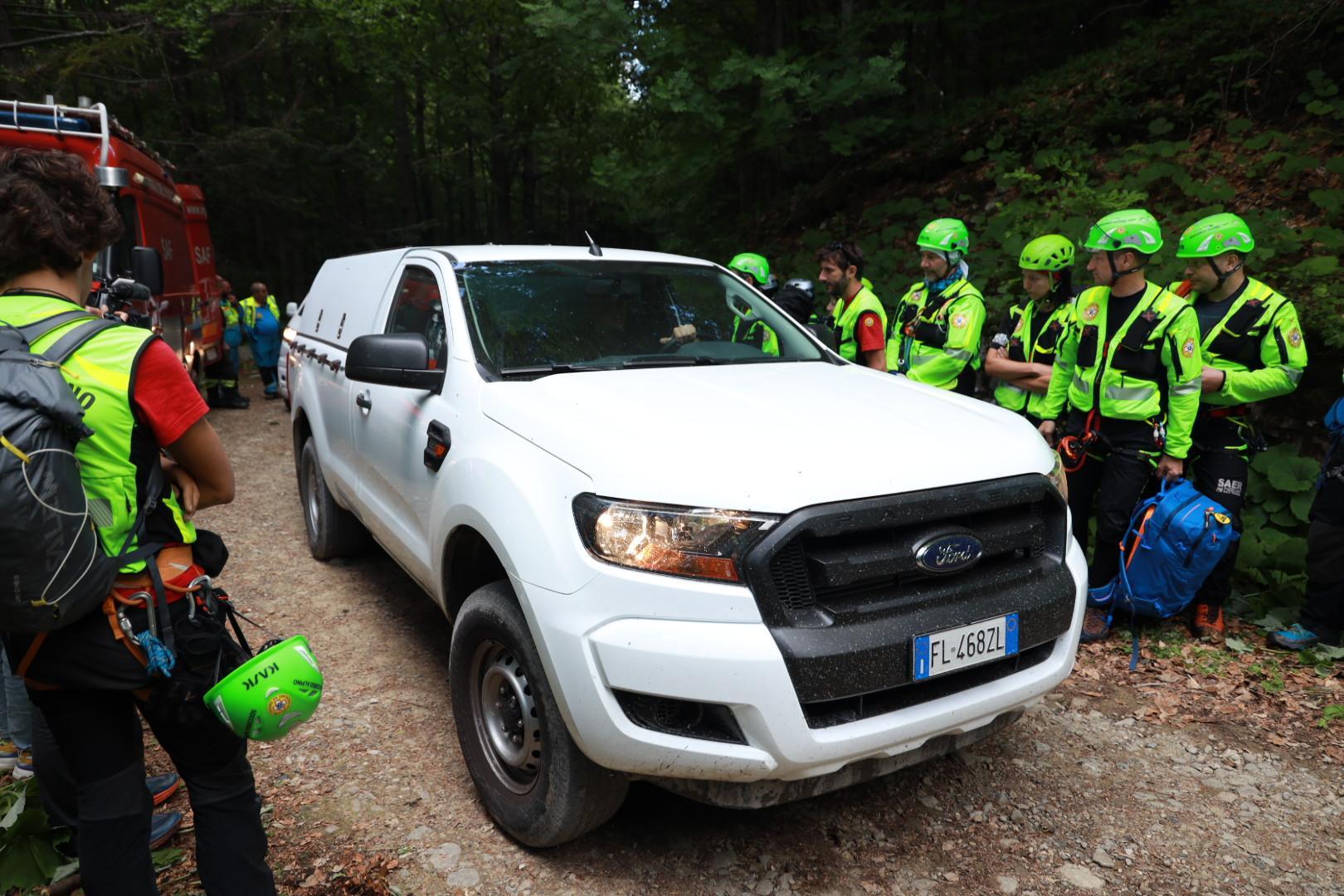 Elicottero precipitato. Alle 9.30 l’escursionista ha mostrato le foto «Guarda, è l’elicottero»