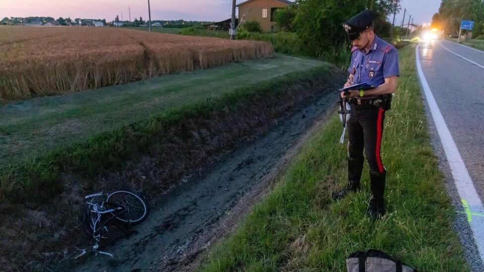 Cologna, travolto e ucciso da un’auto: muore un ciclista ottantenne