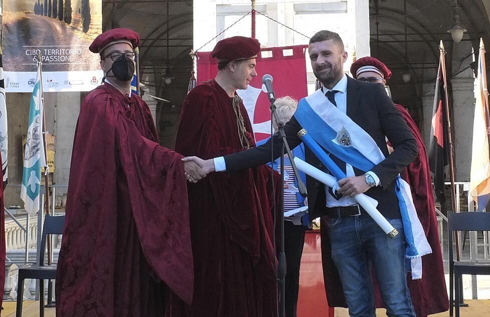 Che il Gioco abbia inizio In piazza le investiture ufficiali
