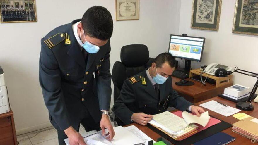 Caro prezzi, caccia ai furbetti in Versilia: si rischiano 500 euro di multa