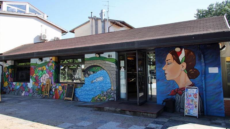 I circoli diventano opere d’arte con i murales del writer Skin