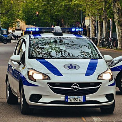 Modena Si ribalta nei campi a Marzaglia Era ubriaca: patente ritirata e multa 