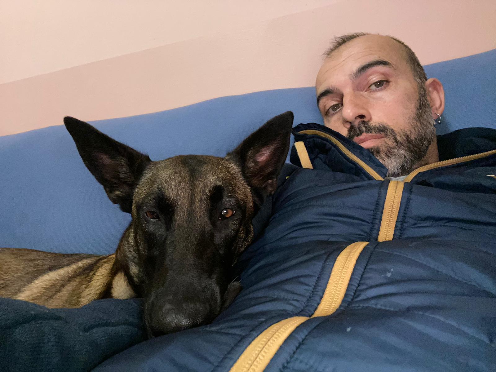 «Il cane e il suo padrone, legame che va oltre la morte»