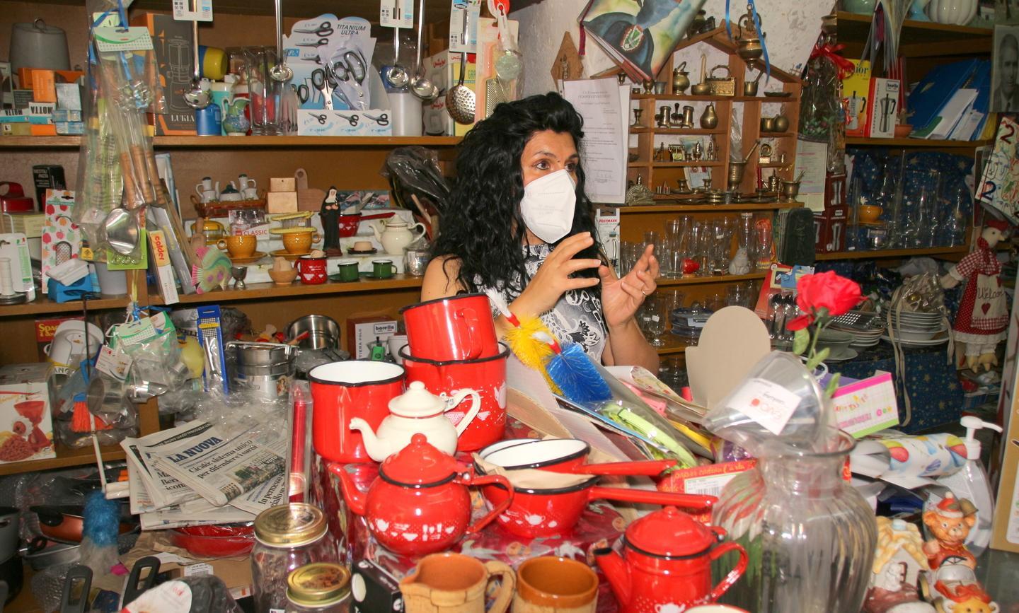 Sassari, il bazar che vende di tutto come negli anni Cinquanta 