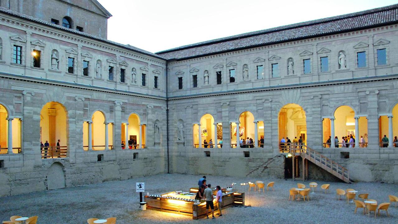 Restate scalda i motori a Reggio Emilia: pronto un cartellone con 350 eventi