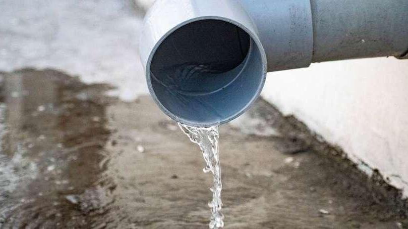 Consumi d’acqua record: +10%