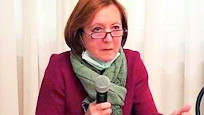 Seguono la segretaria Pd di Calerno e le portano via l’incasso della festa