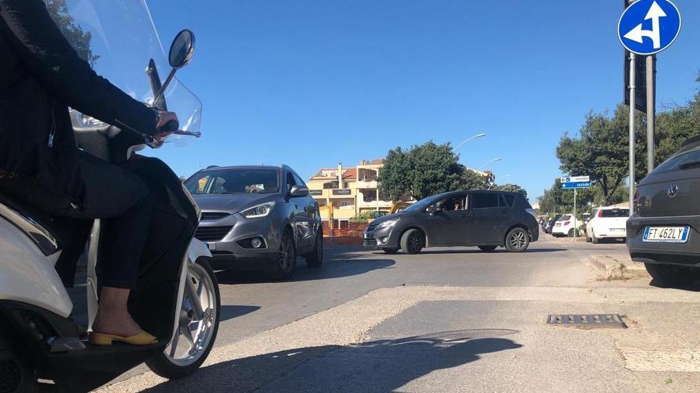 L'aggressione per una precedenza ad Alghero, c’è un video